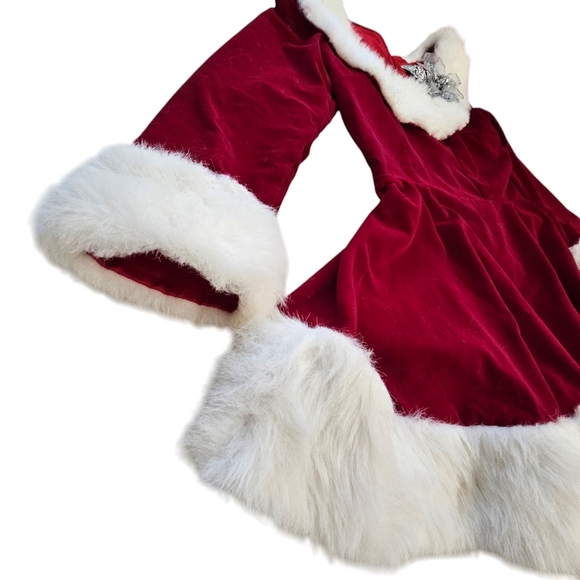 Vintage Rubies Christmas Ms Santa Clause Red Velvet Off Shoulder White Fur Dress - Picture 9 of 17